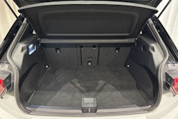 valkoinen Volkswagen ID.3 2020 kuva 16.