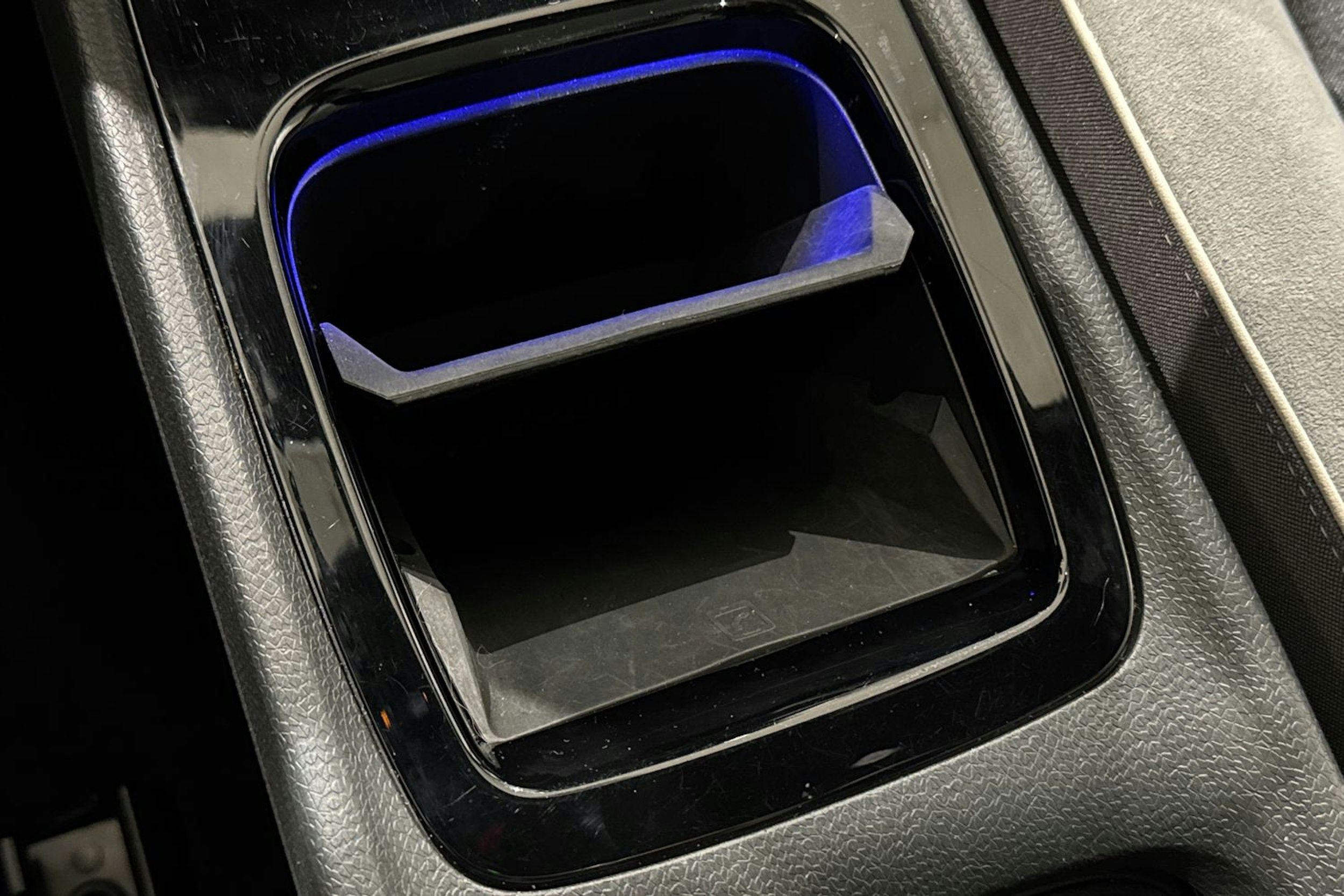 valkoinen Volkswagen ID.3 2020 kuva 32.