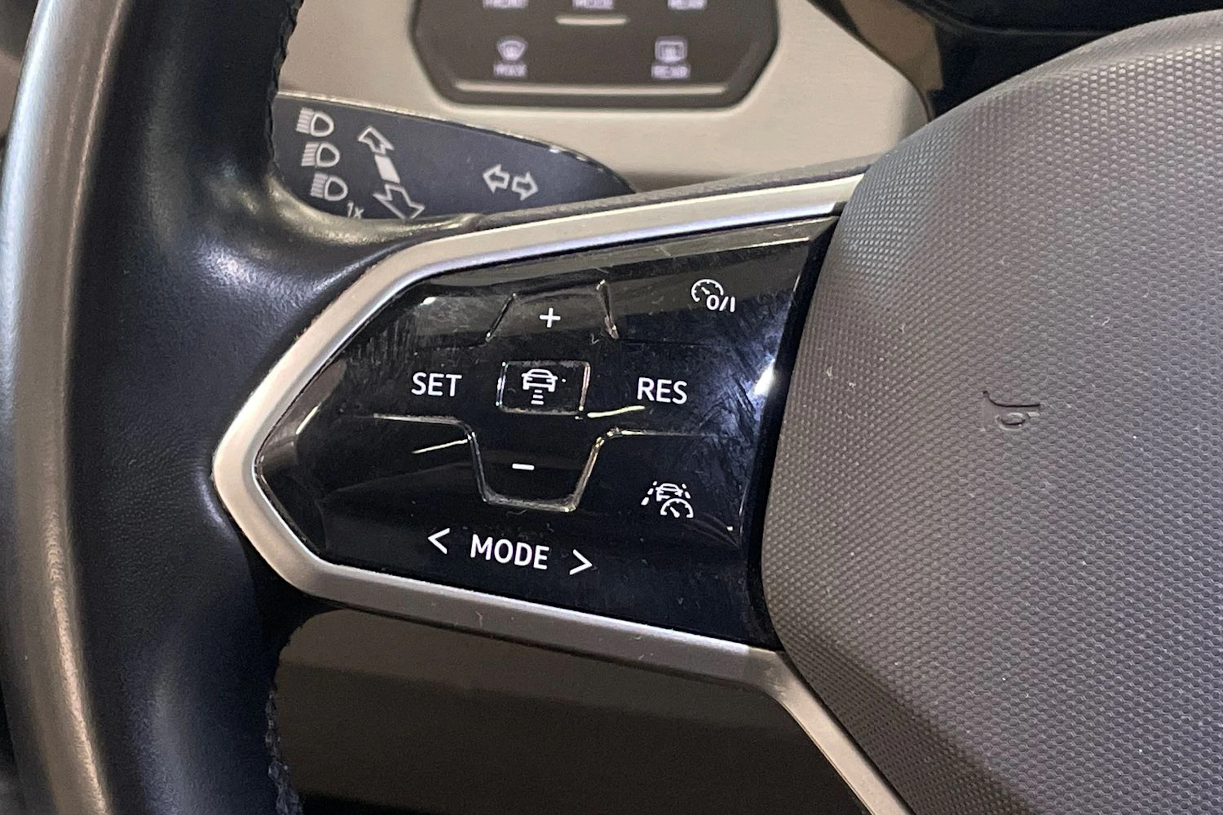 harmaa Volkswagen ID.3 2020 kuva 15.