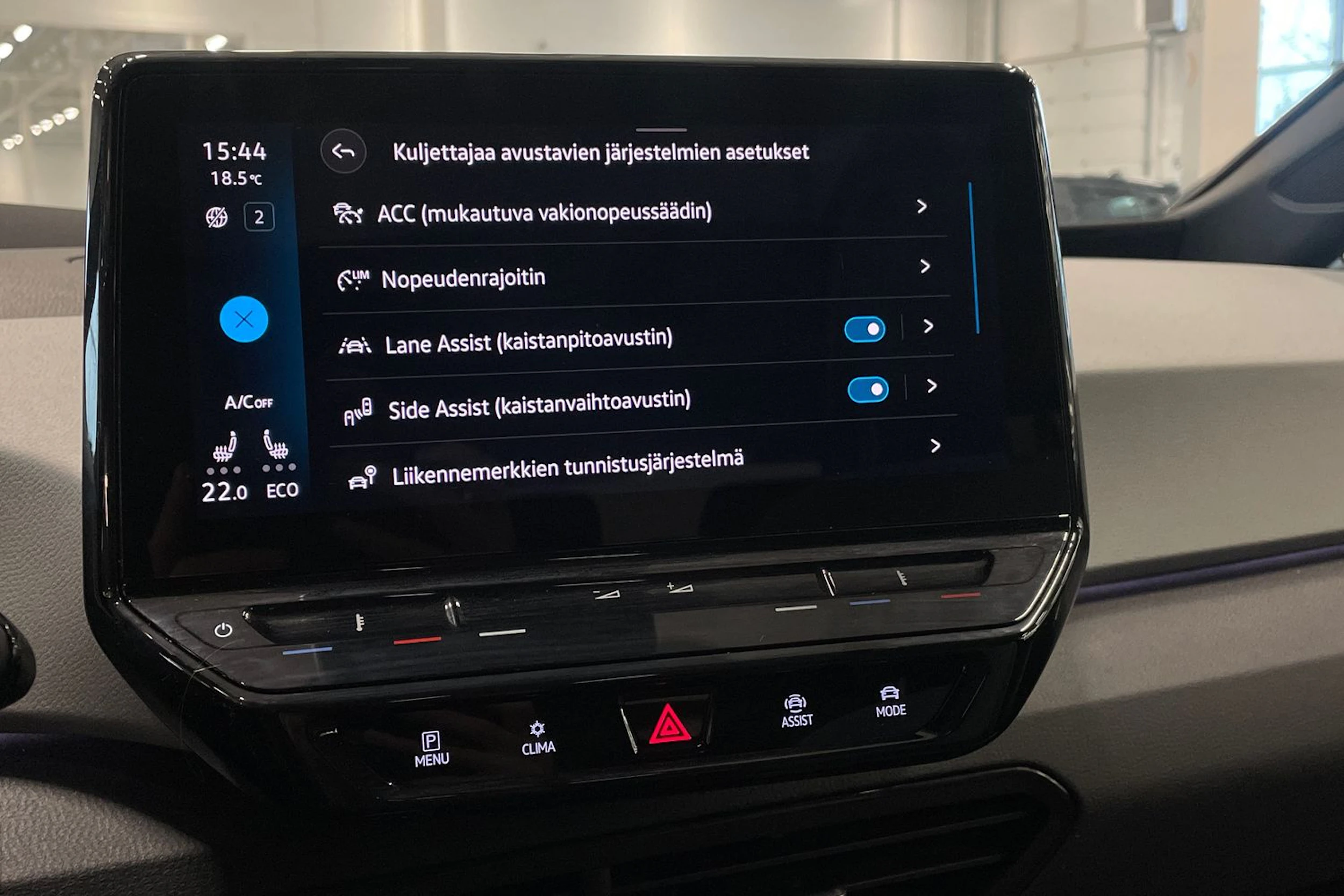 harmaa Volkswagen ID.3 2020 kuva 24.