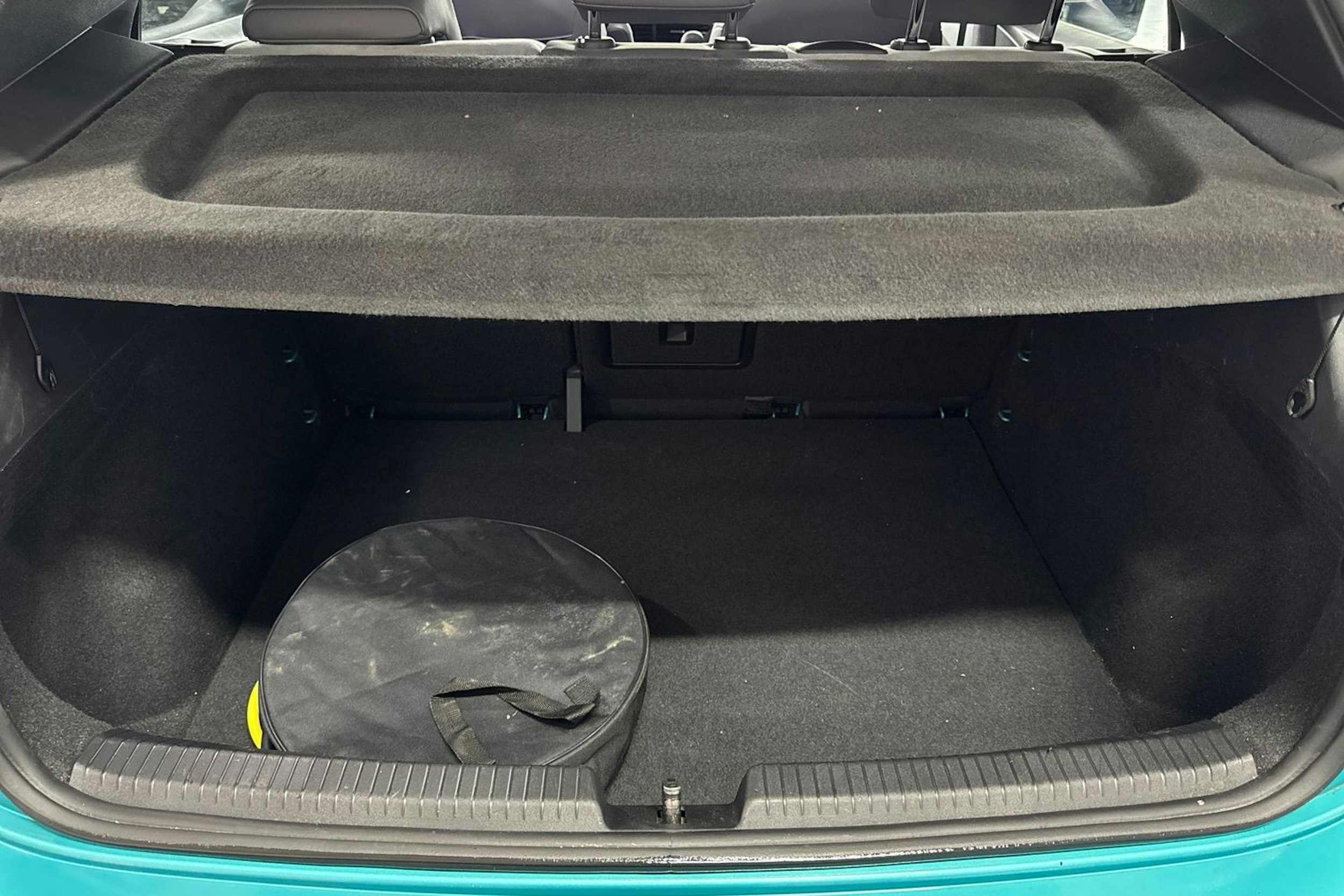 turkoosi Volkswagen ID.3 2020 kuva 14.