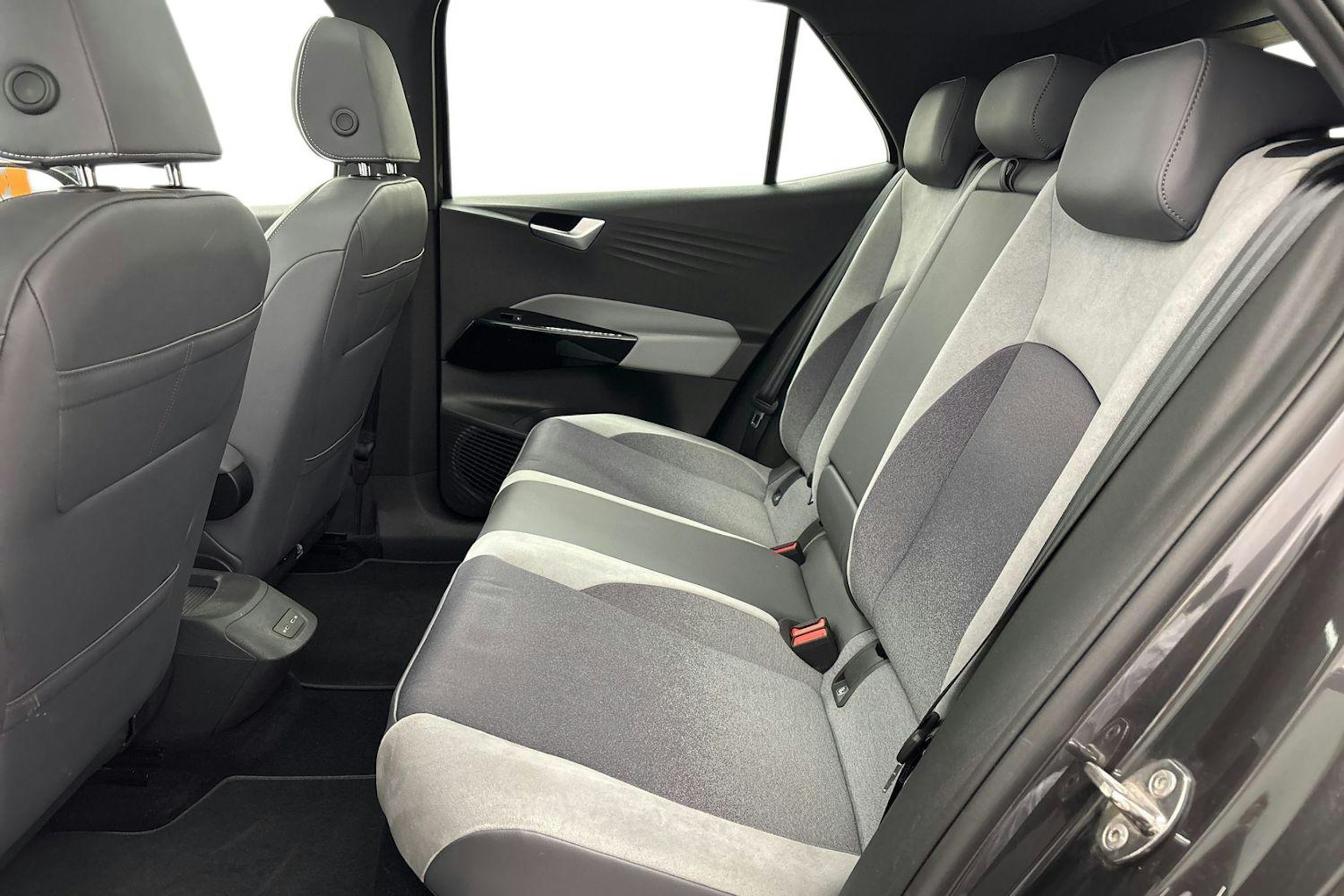 harmaa Volkswagen ID.3 2020 kuva 10.