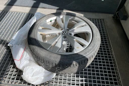 turkoosi Volkswagen ID.3 2020 kuva 10.