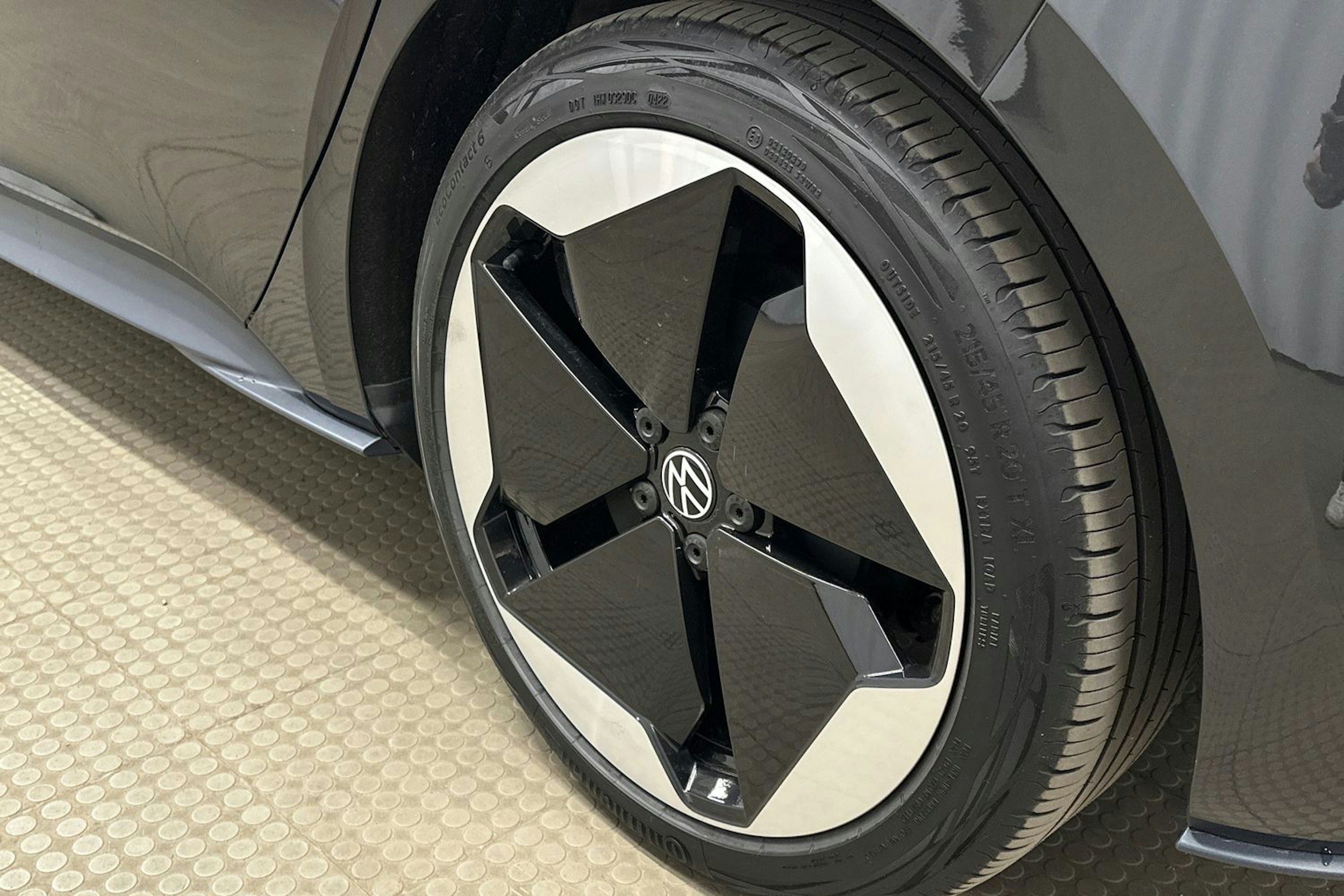 harmaa Volkswagen ID.3 2020 kuva 13.