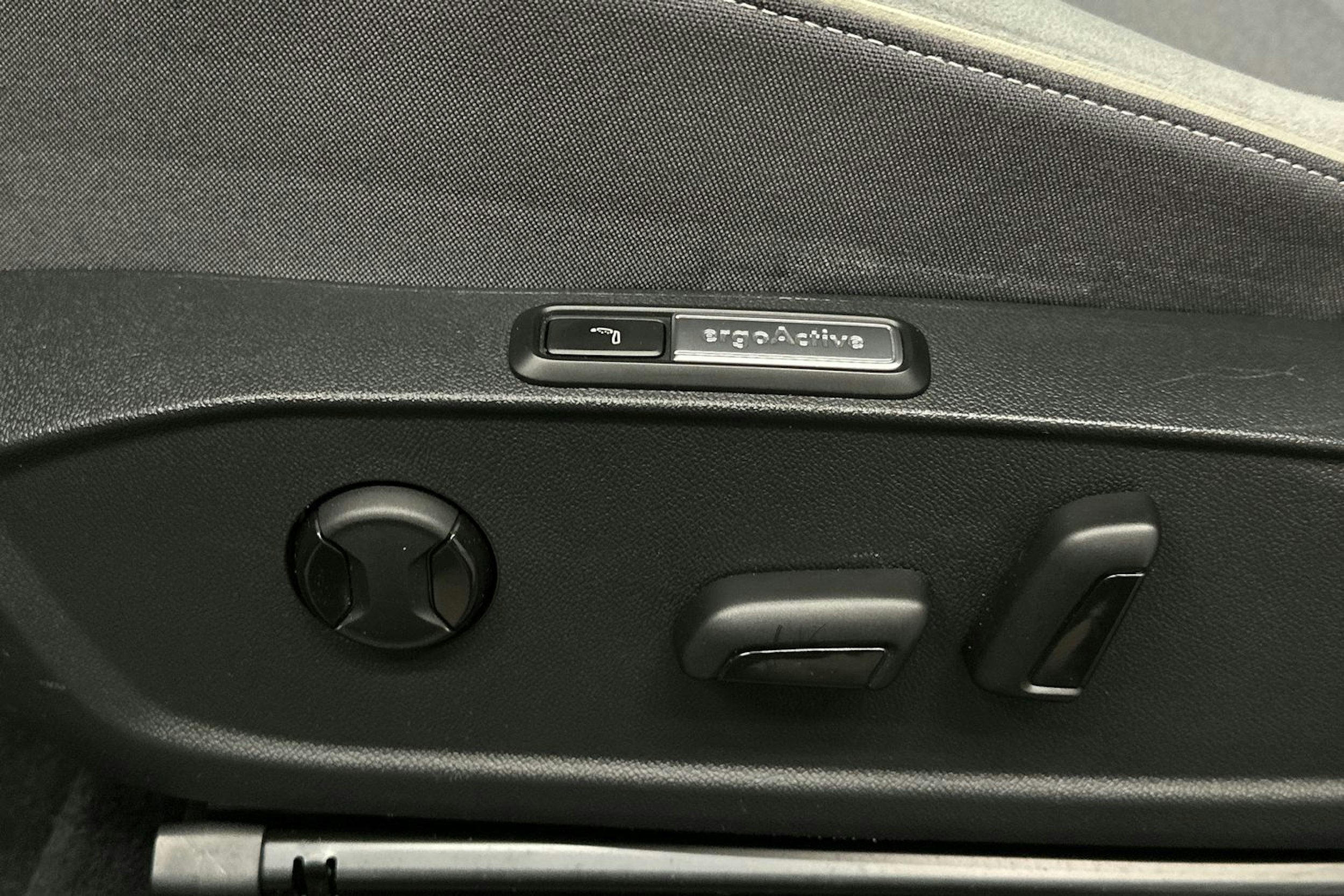 harmaa Volkswagen ID.3 2020 kuva 16.