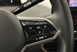 valkoinen Volkswagen ID.3 2021 kuva 16.