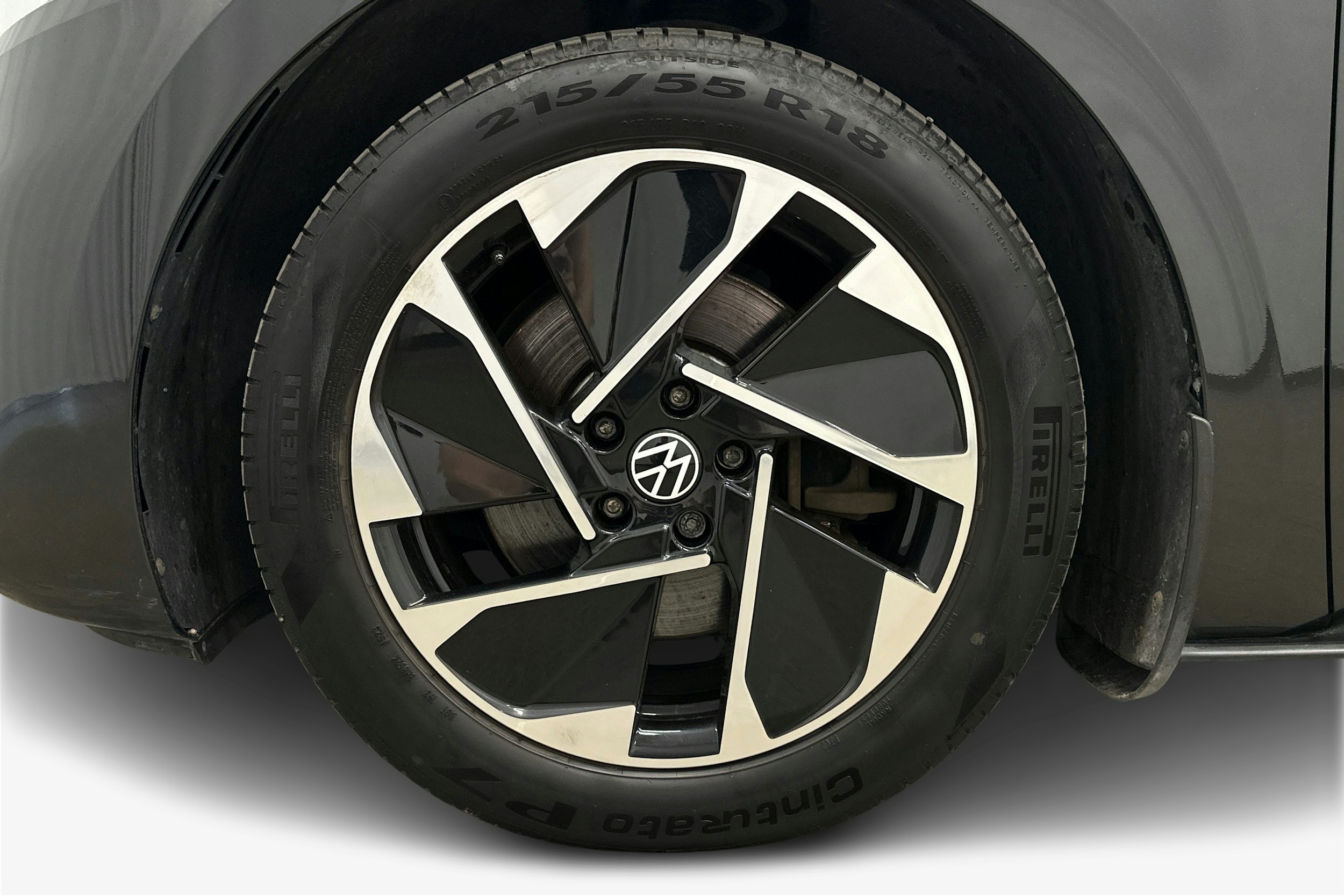 musta Volkswagen ID.3 2021 kuva 11.