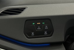valkoinen Volkswagen ID.3 2021 kuva 19.