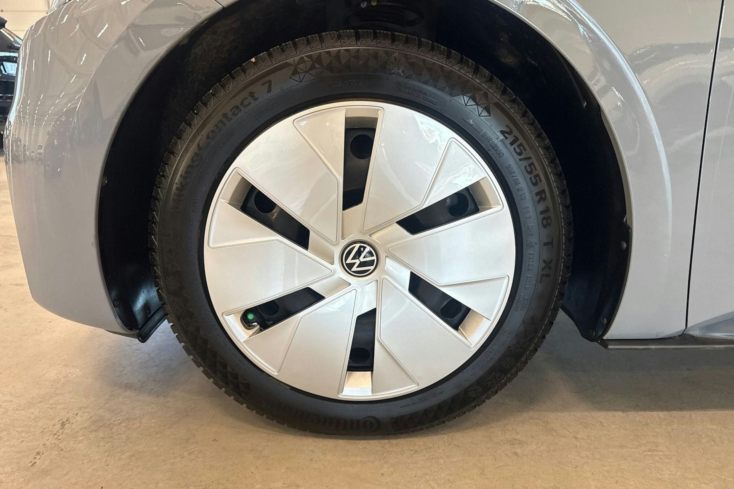 harmaa Volkswagen ID.3 2021 kuva 11.