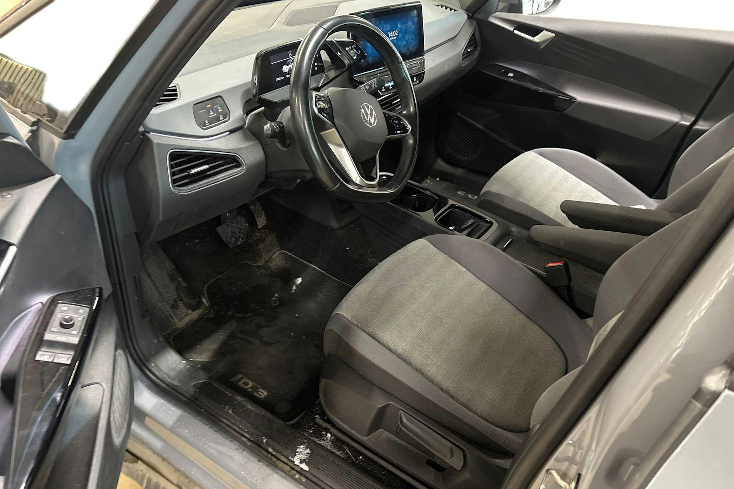 harmaa Volkswagen ID.3 2021 kuva 3.