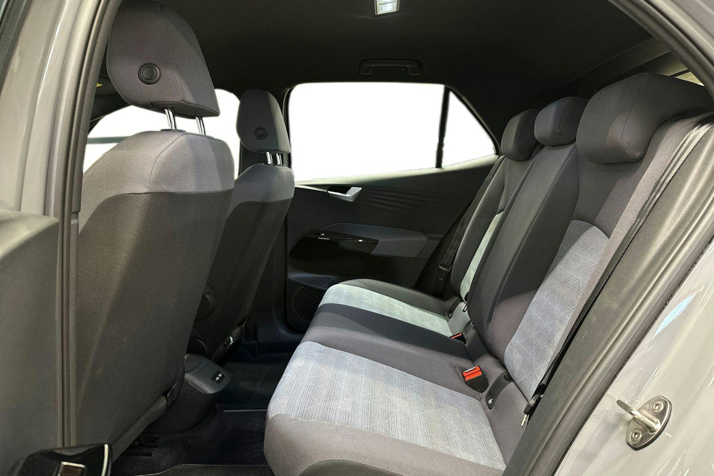 harmaa Volkswagen ID.3 2021 kuva 10.