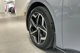 Harmaa Volkswagen ID.3 2021 kuva 10.
