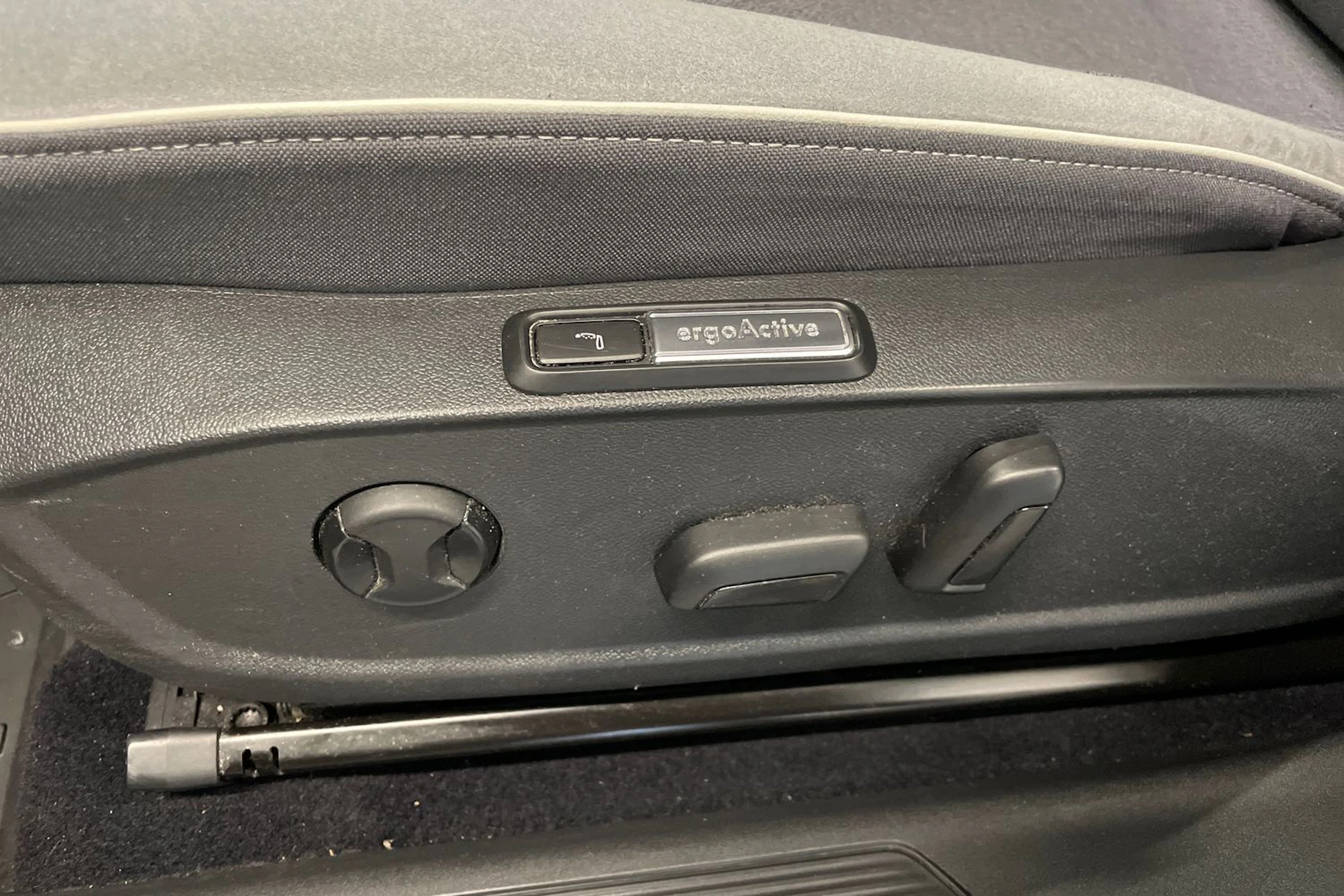 Harmaa Volkswagen ID.3 2021 kuva 13.
