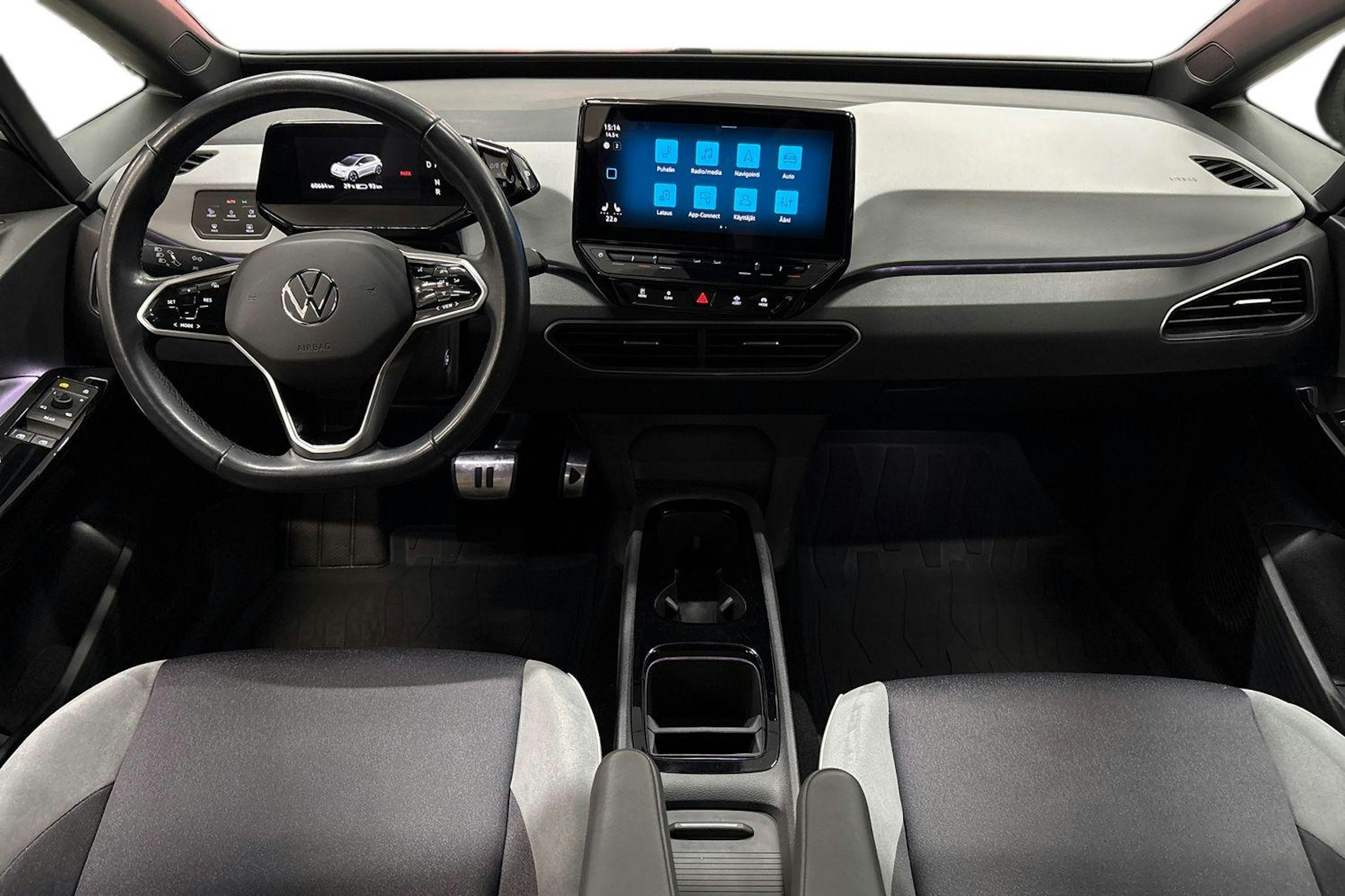 valkoinen Volkswagen ID.3 2021 kuva 7.