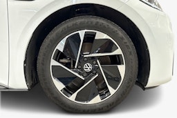 valkoinen Volkswagen ID.3 2021 kuva 9.