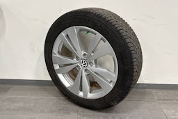 valkoinen Volkswagen ID.3 2021 kuva 10.