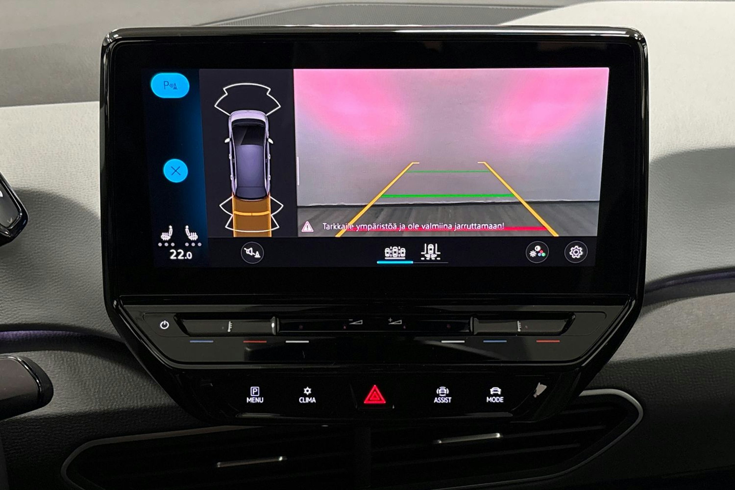 valkoinen Volkswagen ID.3 2021 kuva 13.