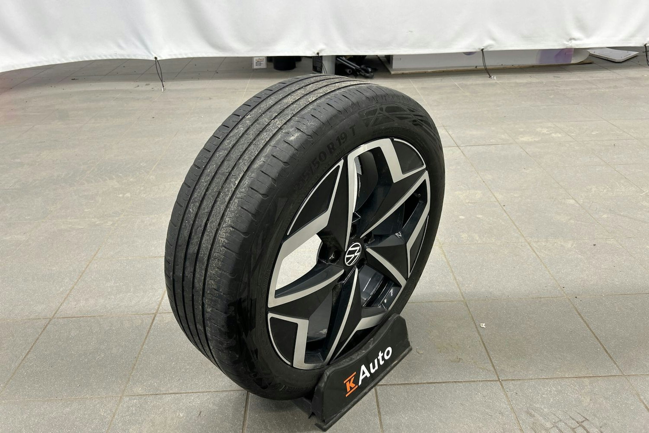 harmaa Volkswagen ID.3 2021 kuva 17.