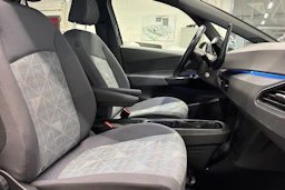 harmaa Volkswagen ID.3 2021 kuva 24.
