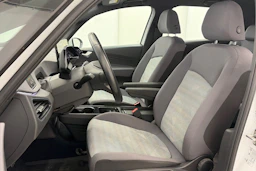 Valkoinen Volkswagen ID.3 2021 kuva 12.