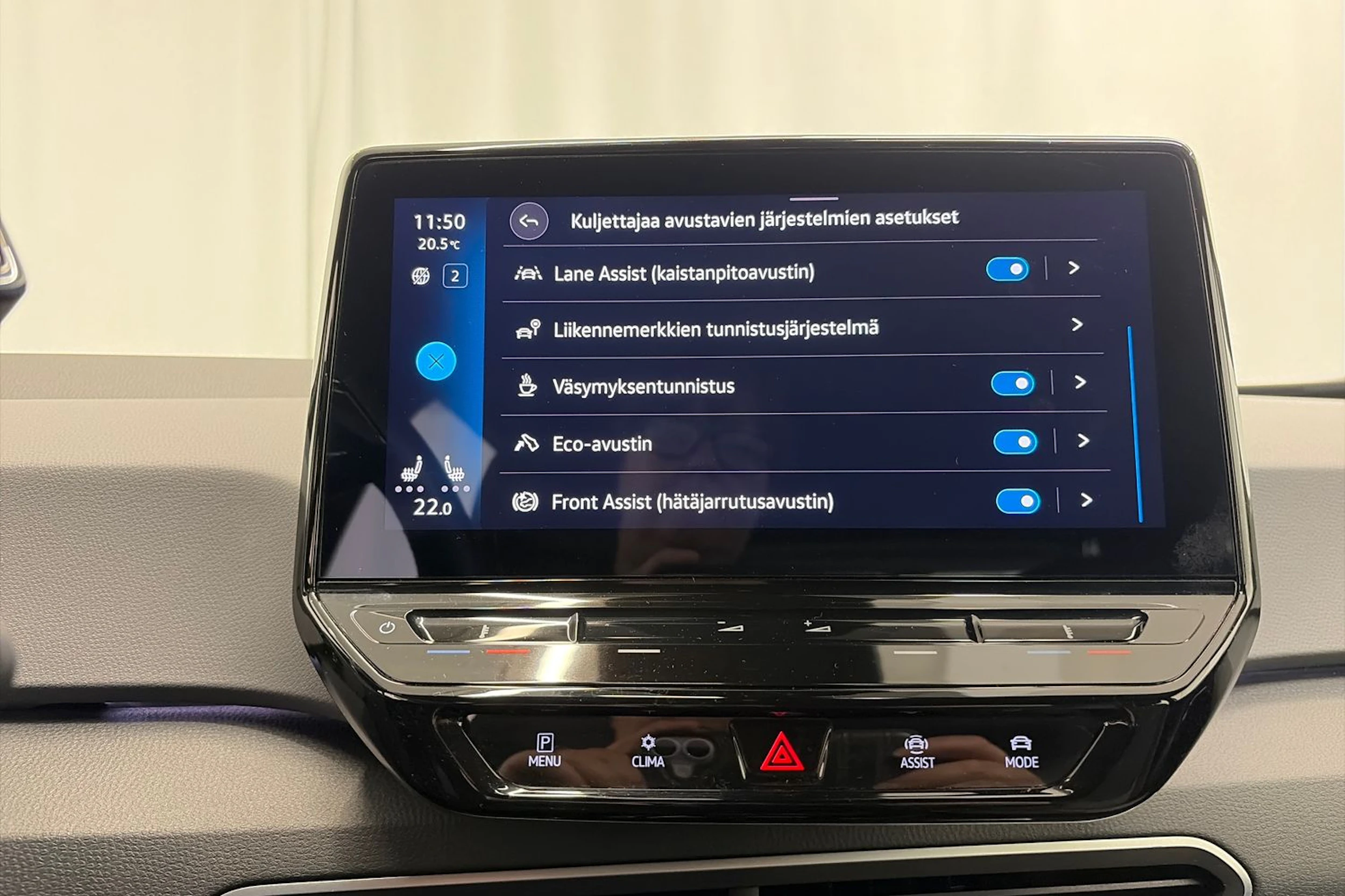 Valkoinen Volkswagen ID.3 2021 kuva 20.