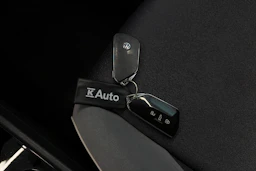 valkoinen Volkswagen ID.3 2021 kuva 30.