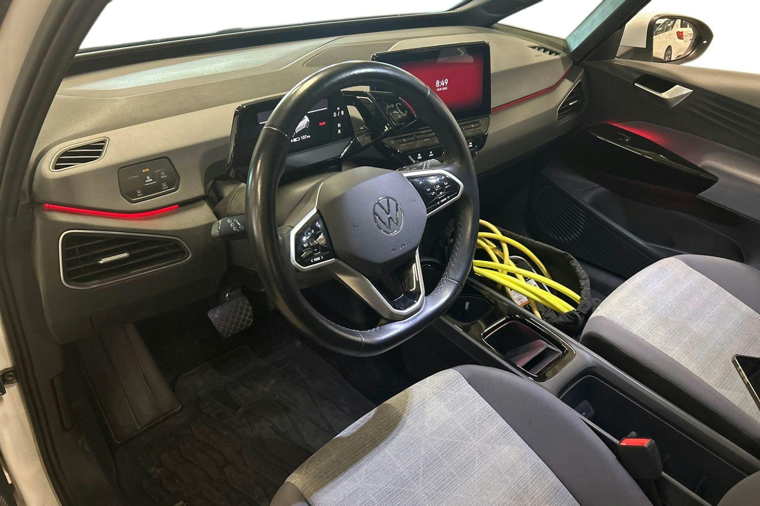 valkoinen Volkswagen ID.3 2021 kuva 3.