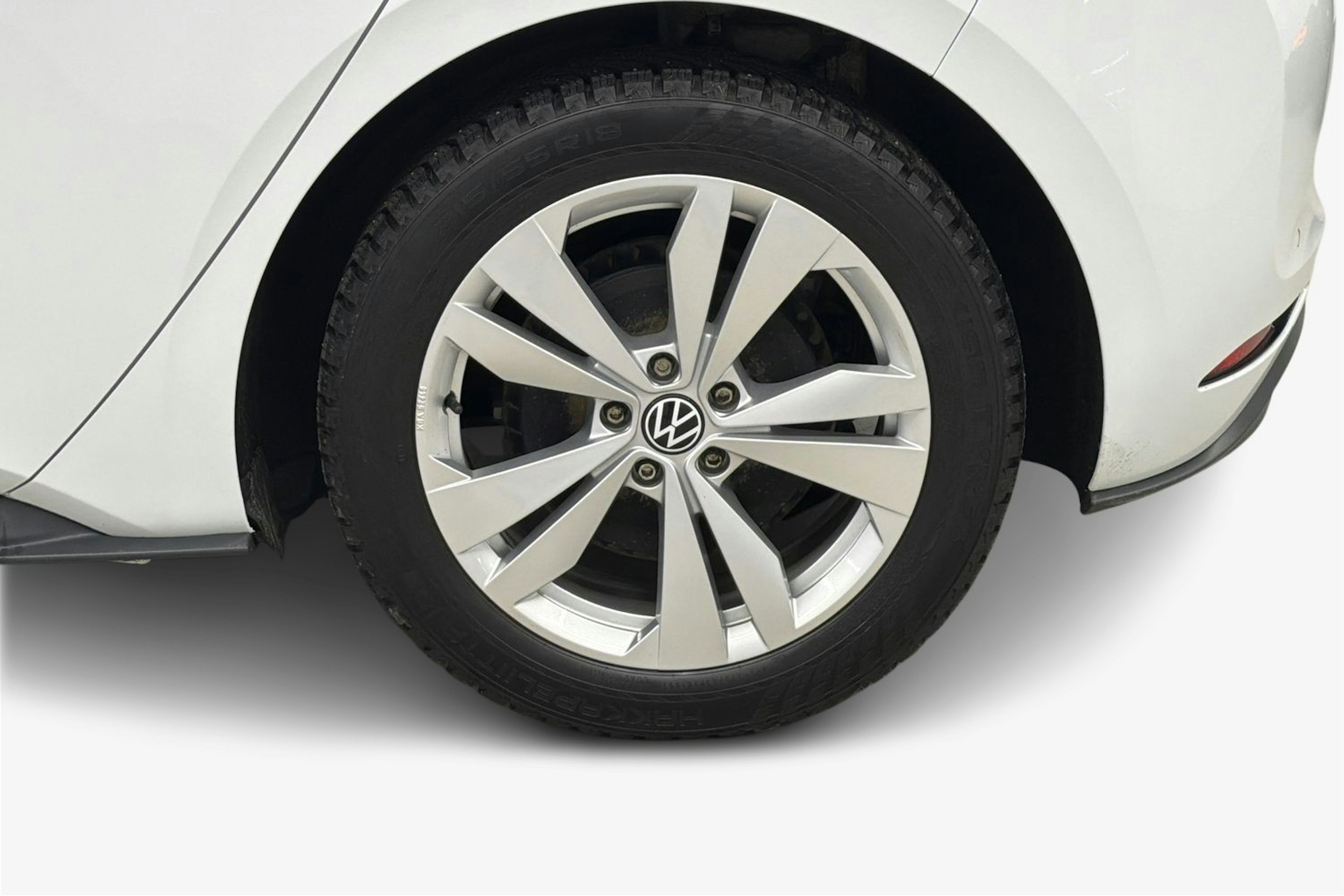 valkoinen Volkswagen ID.3 2021 kuva 11.