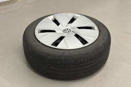 valkoinen Volkswagen ID.3 2021 kuva 30.