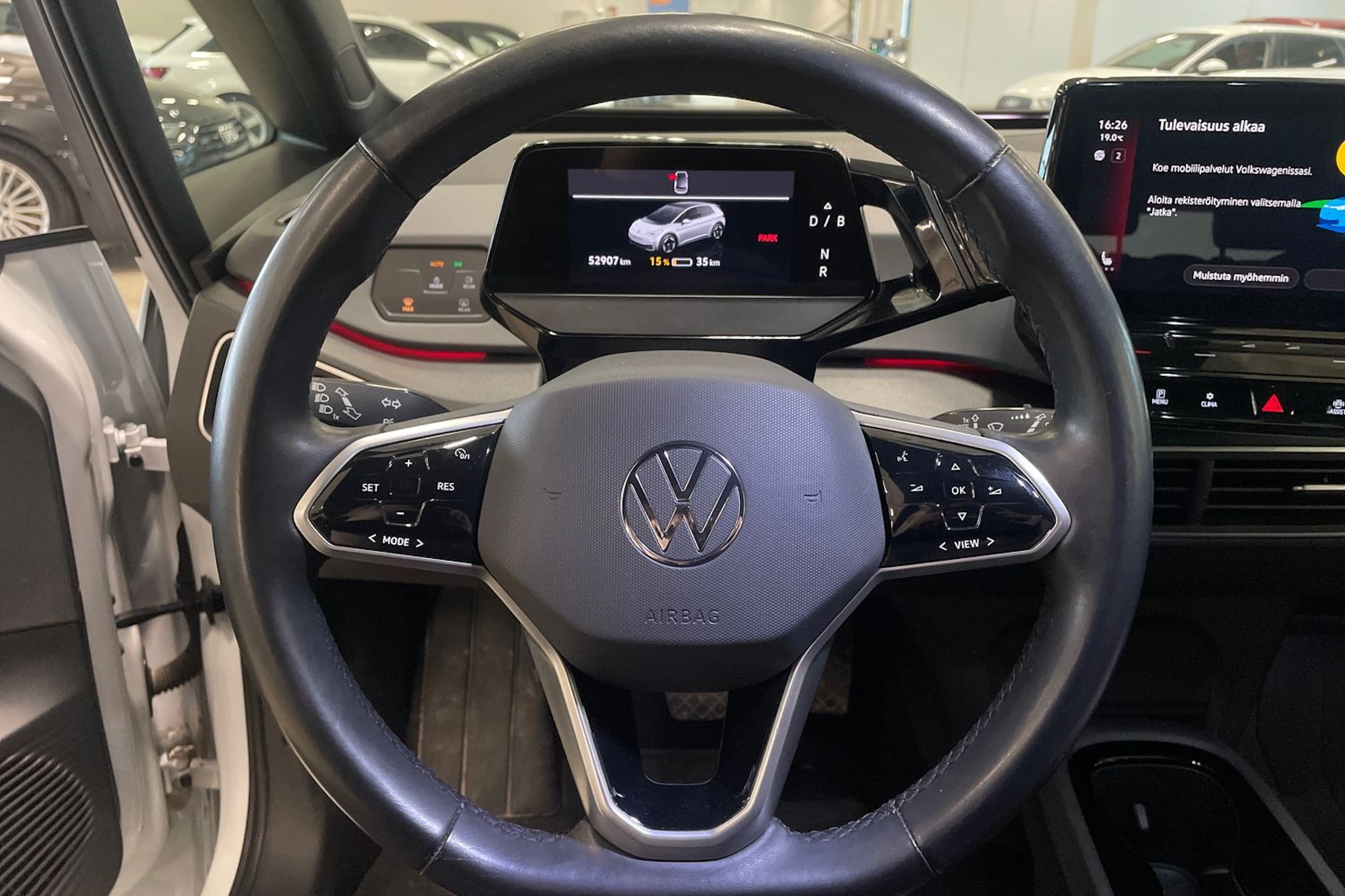 met. valkoinen Volkswagen ID.3 2021 kuva 11.