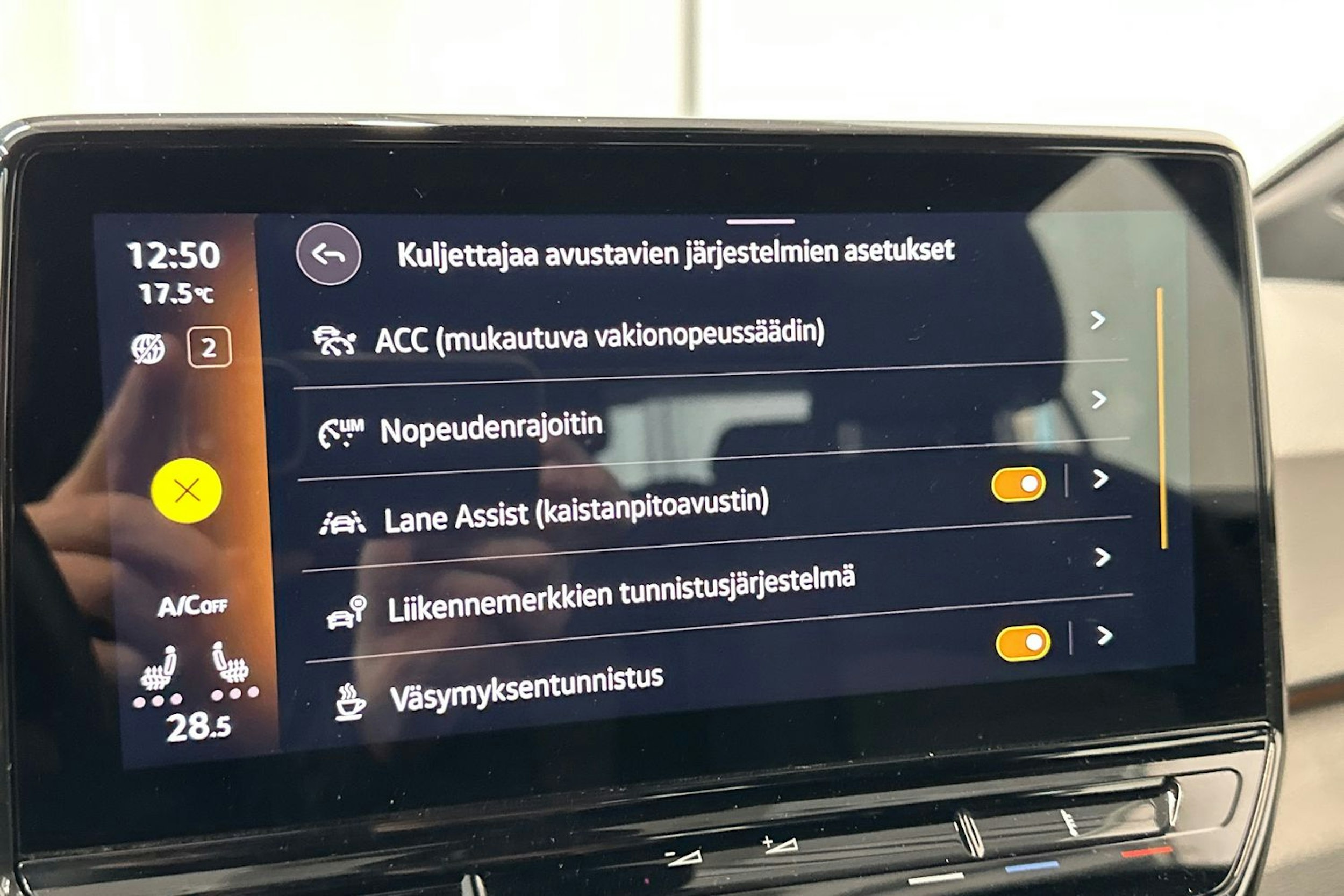 harmaa Volkswagen ID.3 2021 kuva 24.