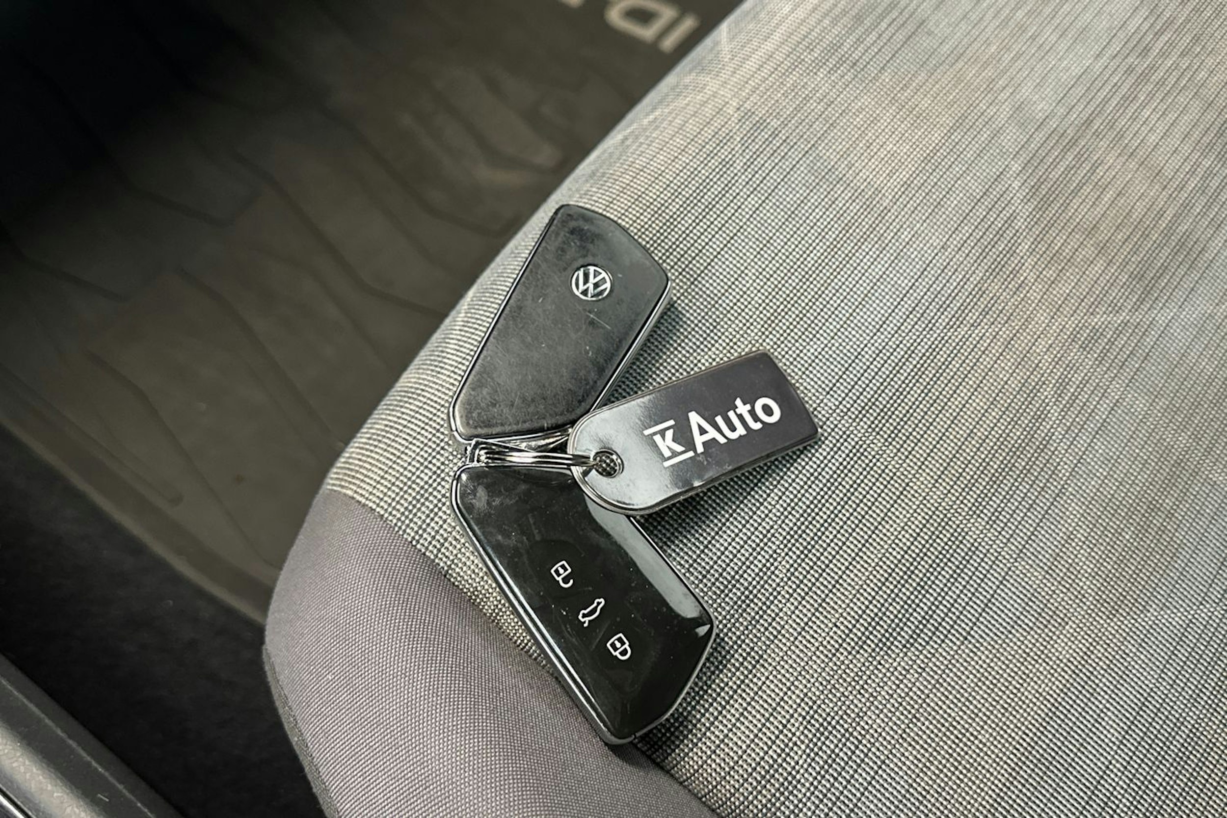 harmaa Volkswagen ID.3 2021 kuva 28.