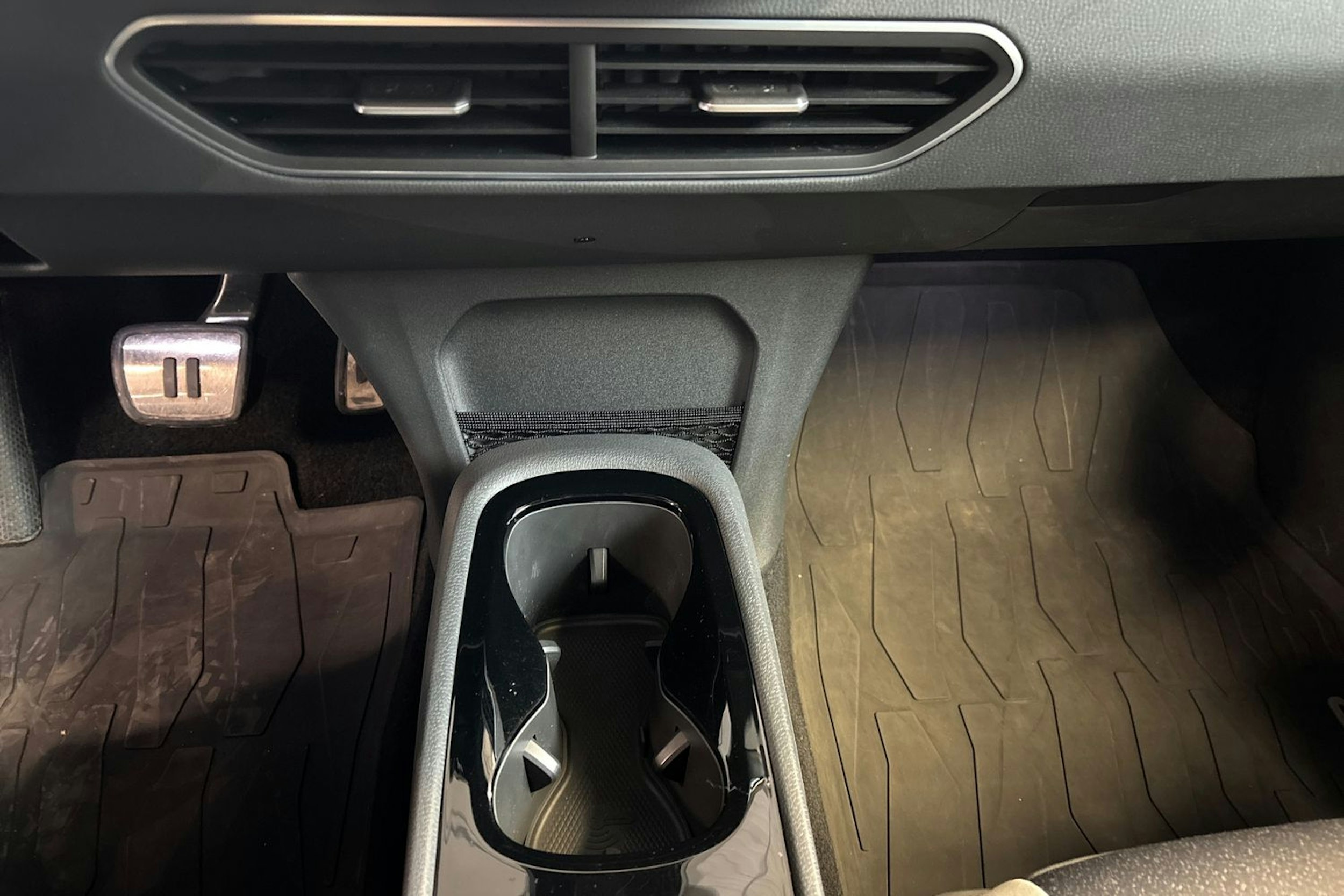 hopea Volkswagen ID.3 2021 kuva 24.