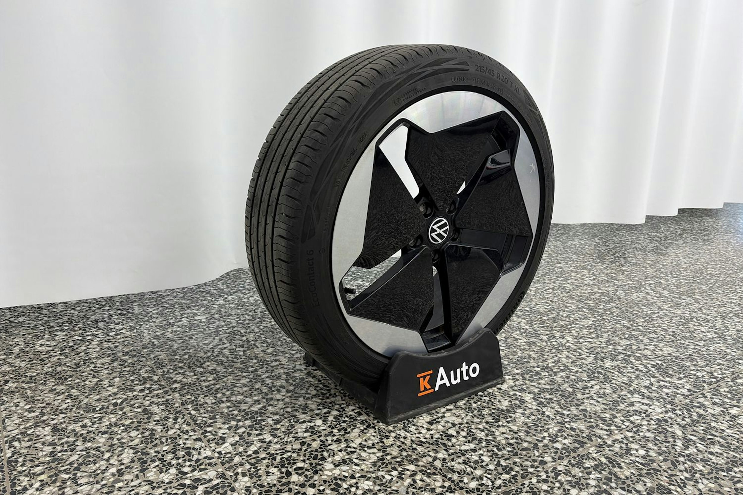 hopea Volkswagen ID.3 2021 kuva 13.