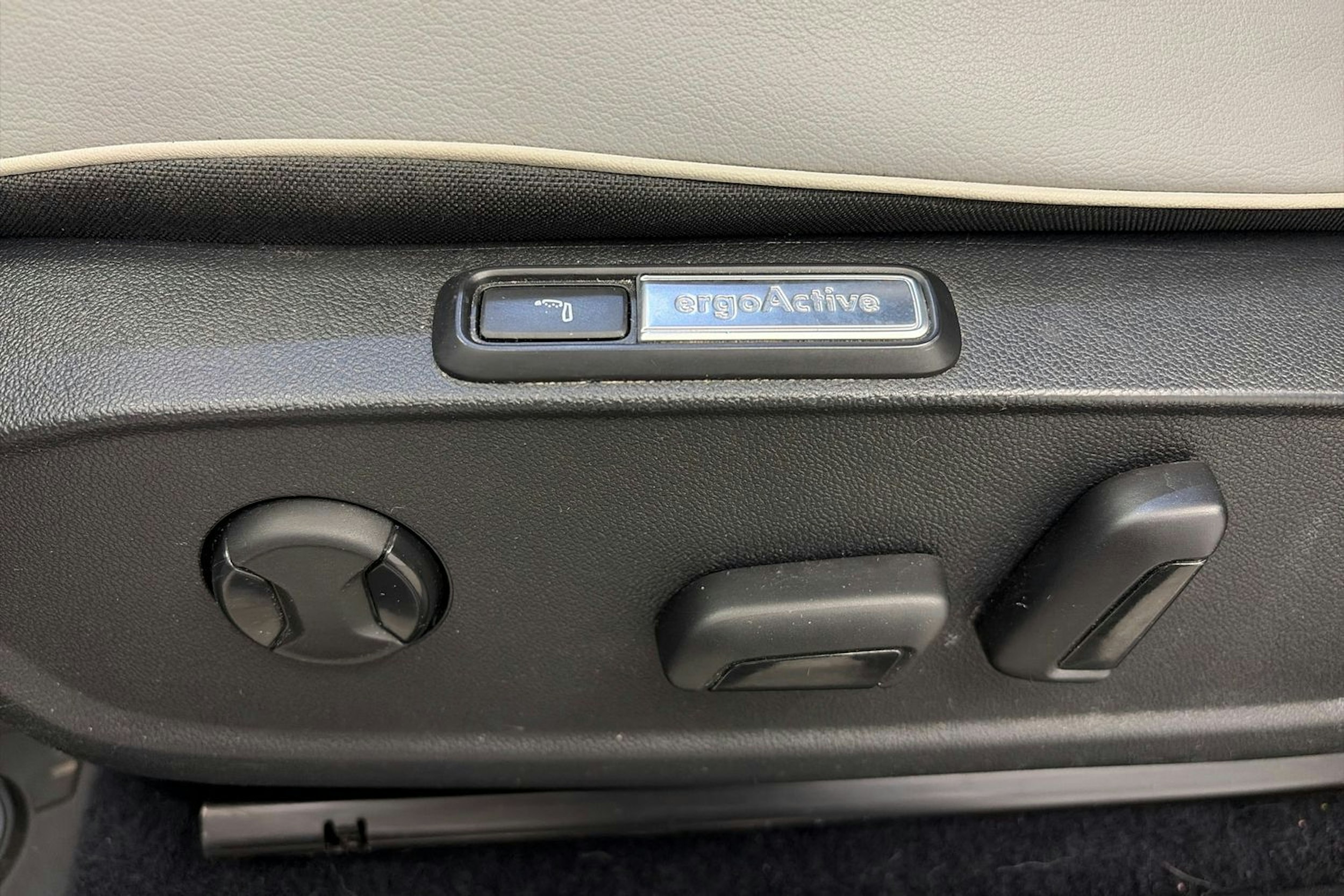 hopea Volkswagen ID.3 2021 kuva 16.