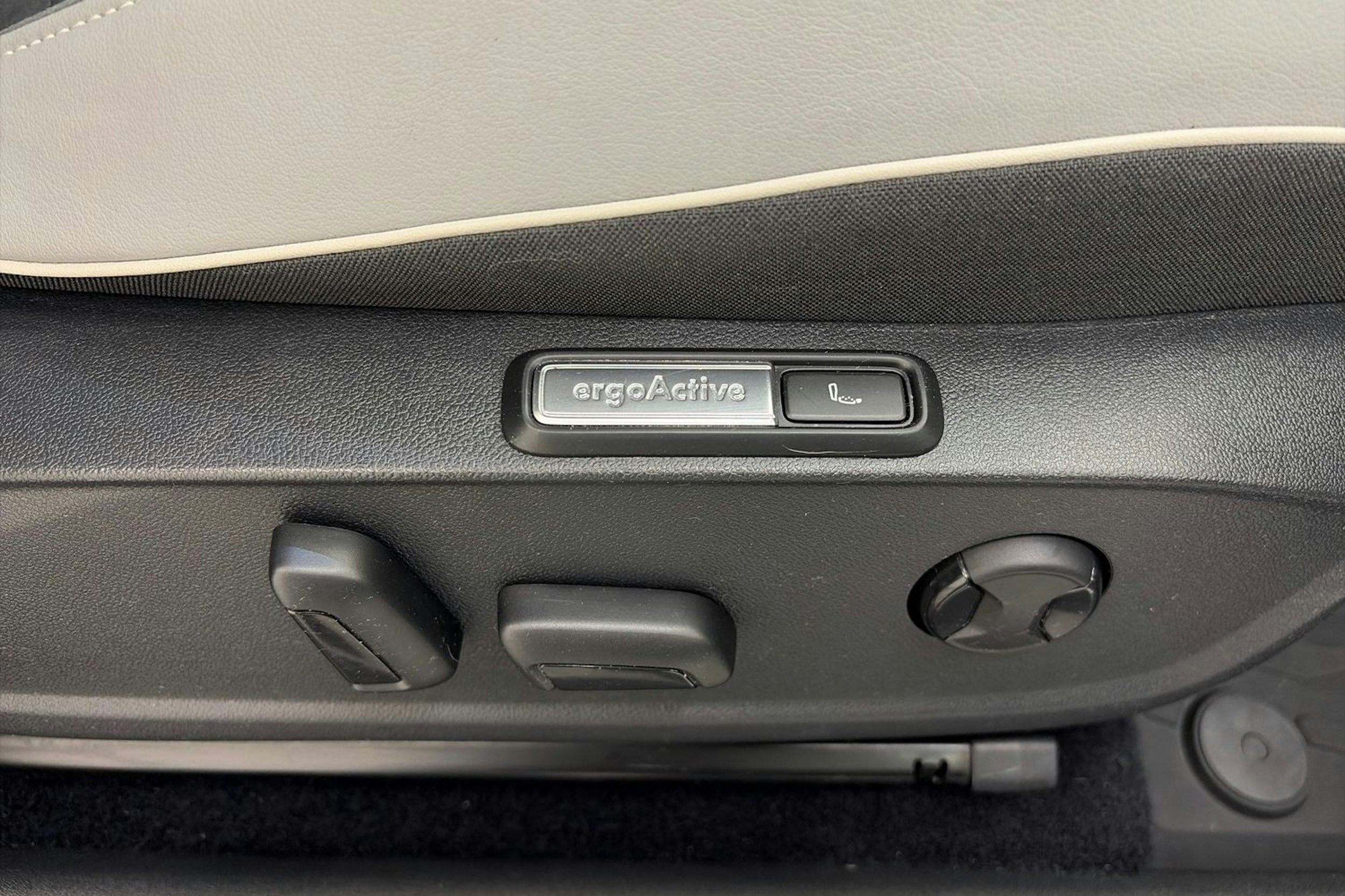 hopea Volkswagen ID.3 2021 kuva 17.