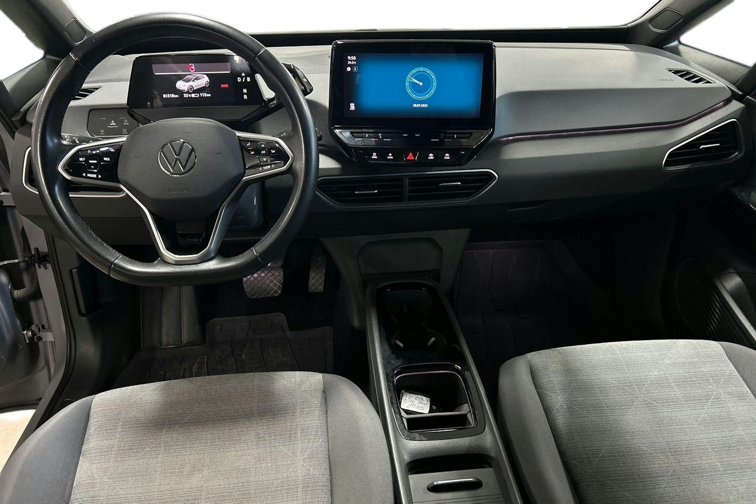Harmaa Volkswagen ID.3 2021 kuva 7.