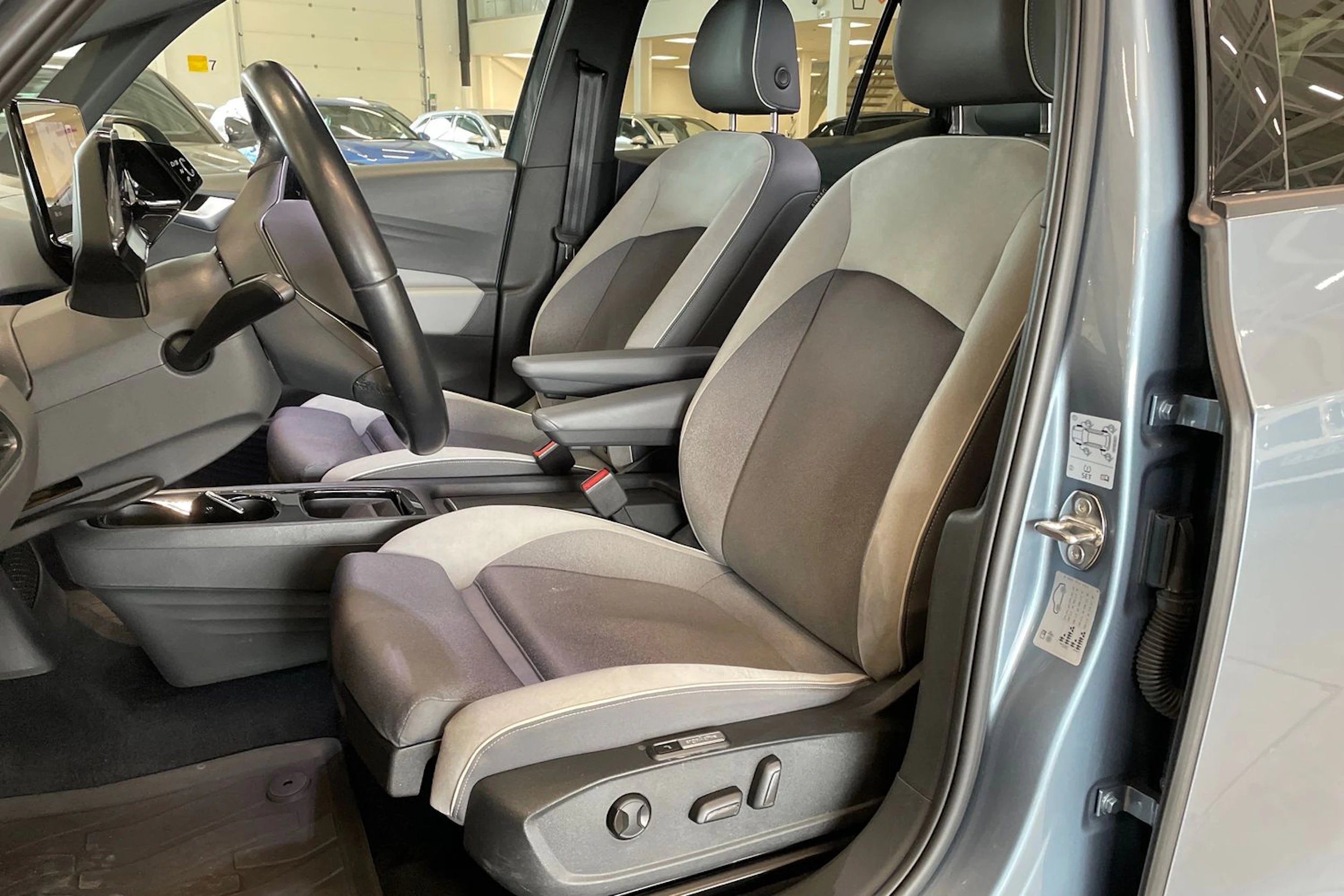 met. sininen Volkswagen ID.3 2022 kuva 11.