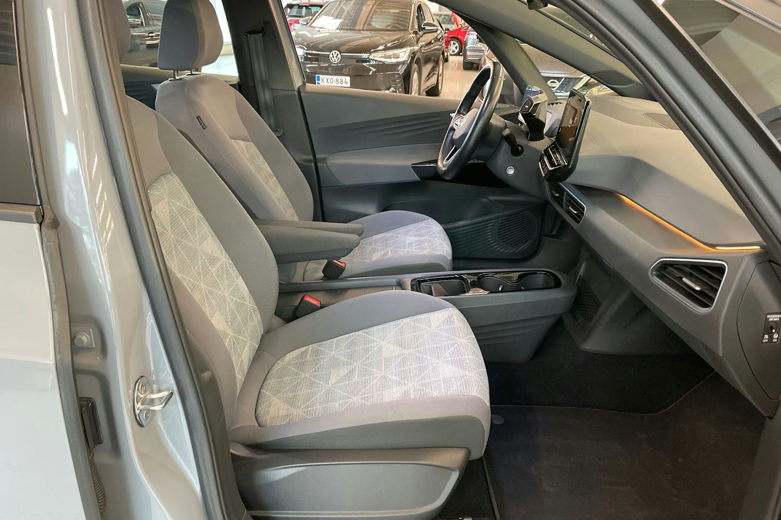 Harmaa Volkswagen ID.3 2021 kuva 20.