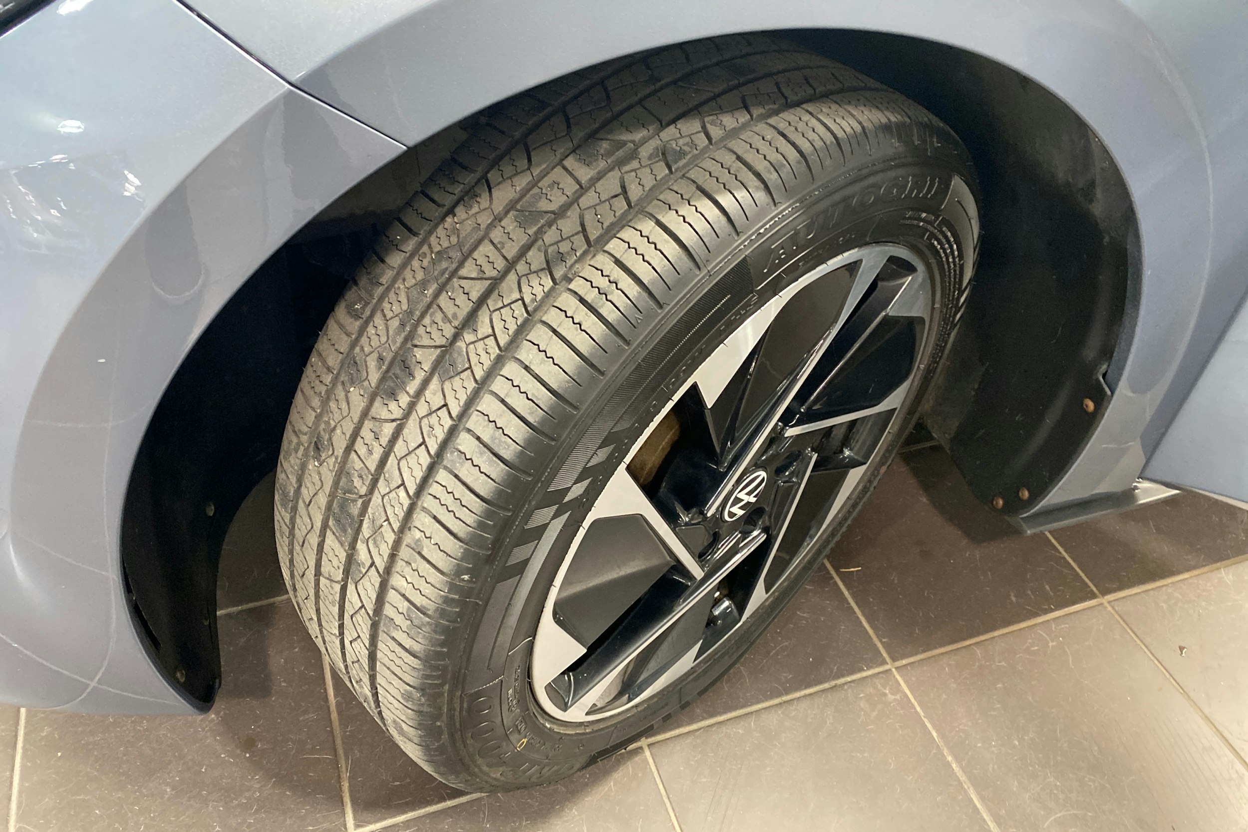 harmaa Volkswagen ID.3 2021 kuva 13.