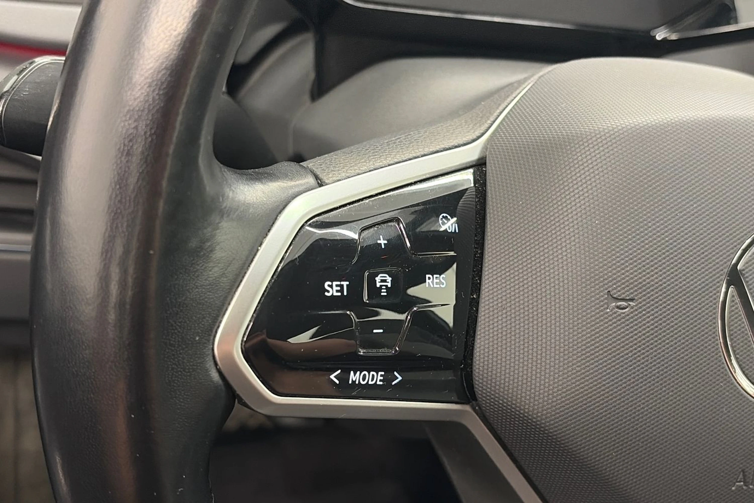 Sininen Volkswagen ID.3 2021 kuva 16.