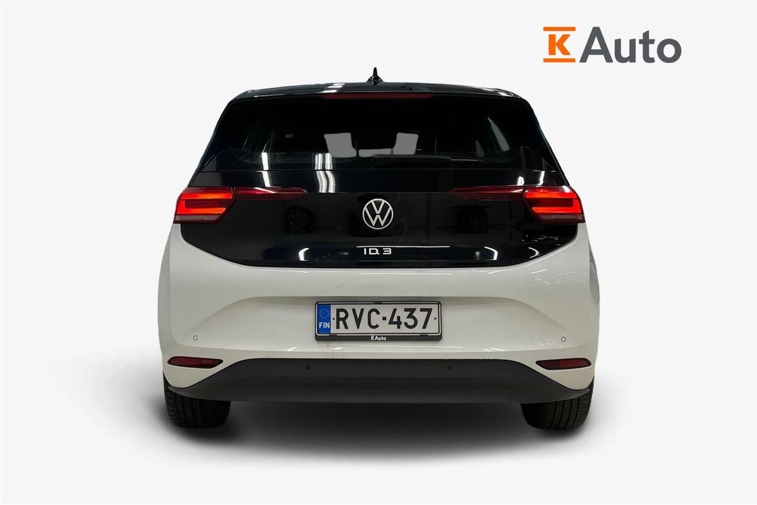 Valkoinen Volkswagen ID.3 2021 kuva 3.