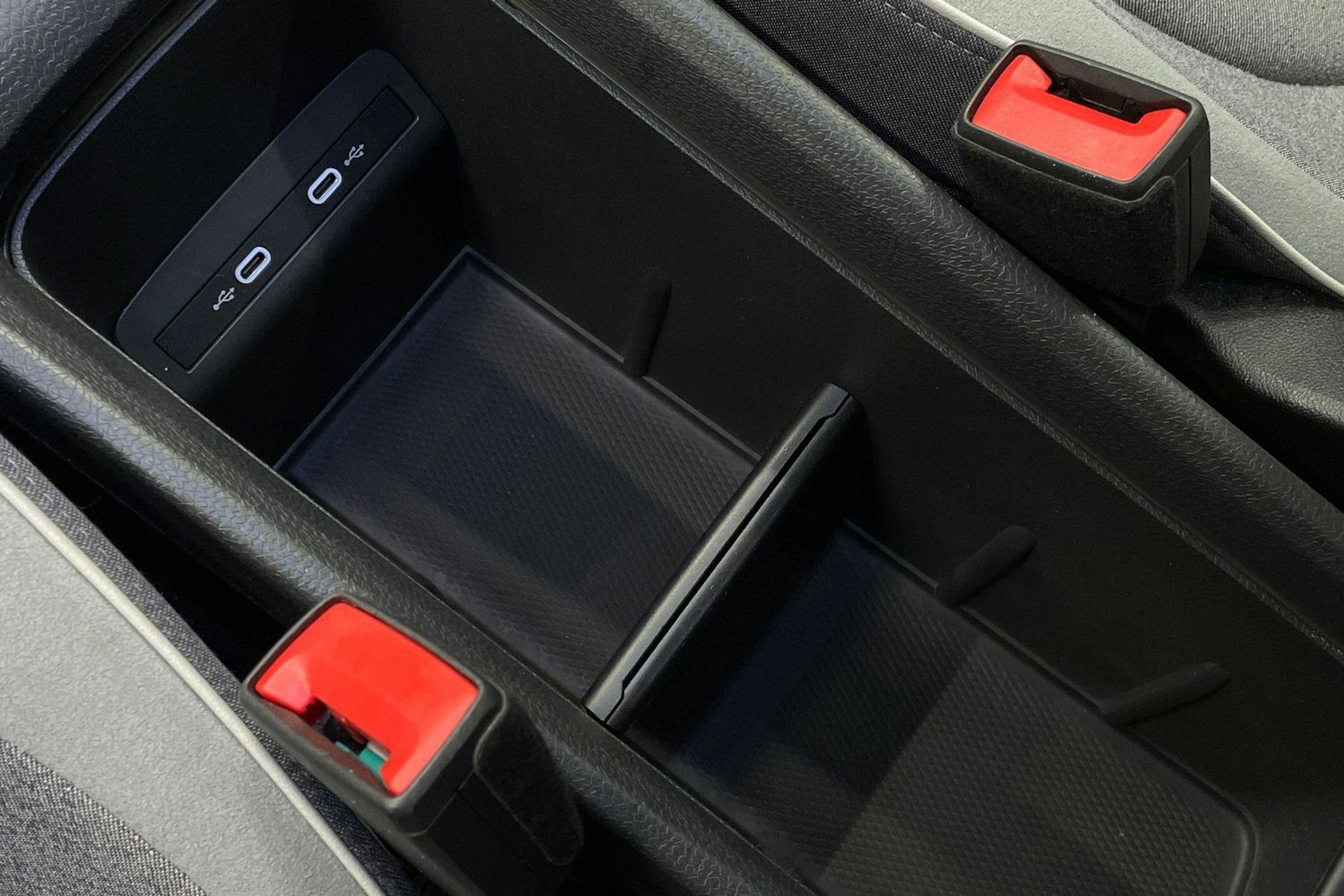 Harmaa Volkswagen ID.3 2021 kuva 19.