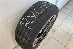 Harmaa Volkswagen ID.3 2021 kuva 24.