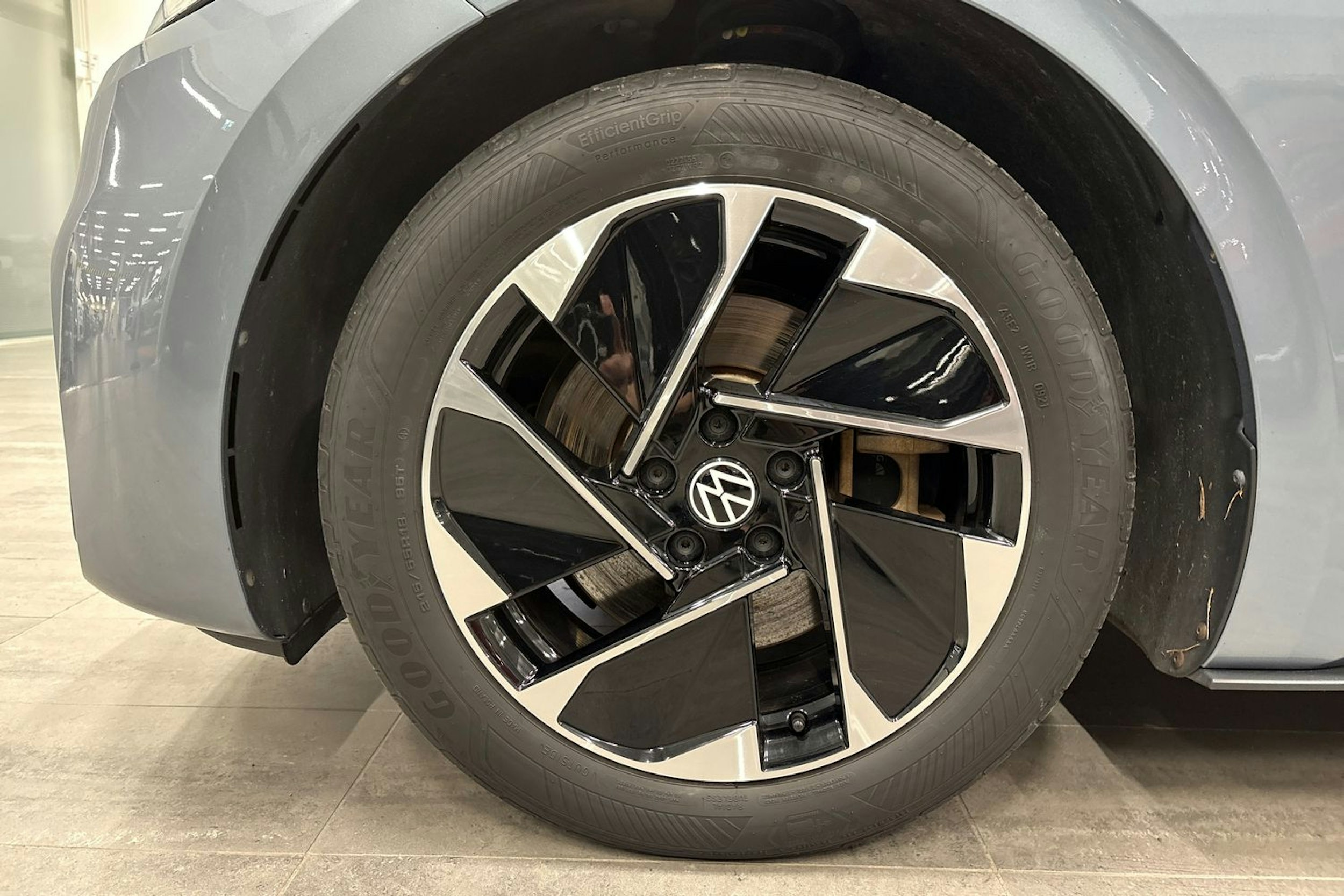 sininen Volkswagen ID.3 2021 kuva 11.