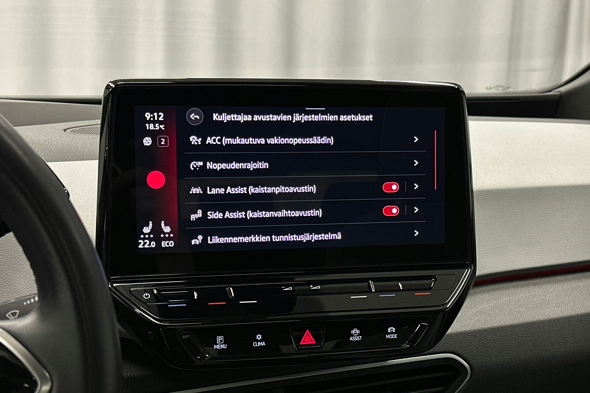harmaa Volkswagen ID.3 2021 kuva 32.