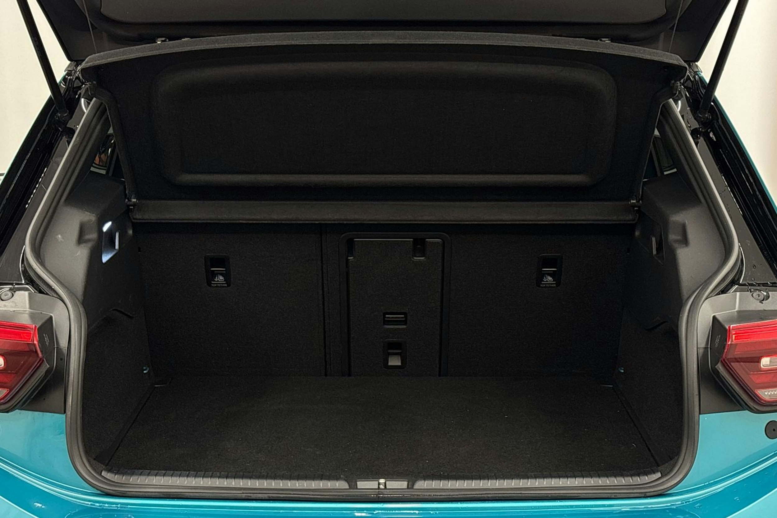 turkoosi Volkswagen ID.3 2021 kuva 27.