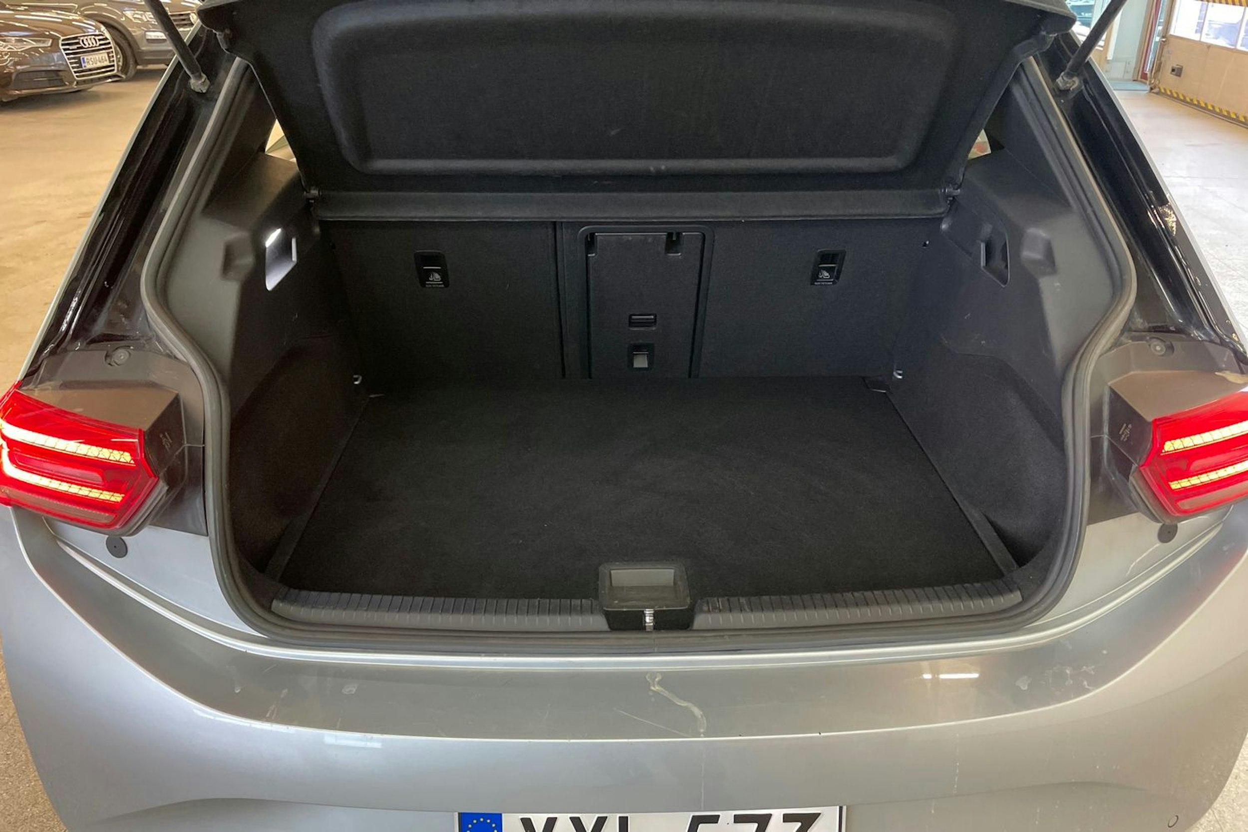 Hopea Volkswagen ID.3 2021 kuva 21.