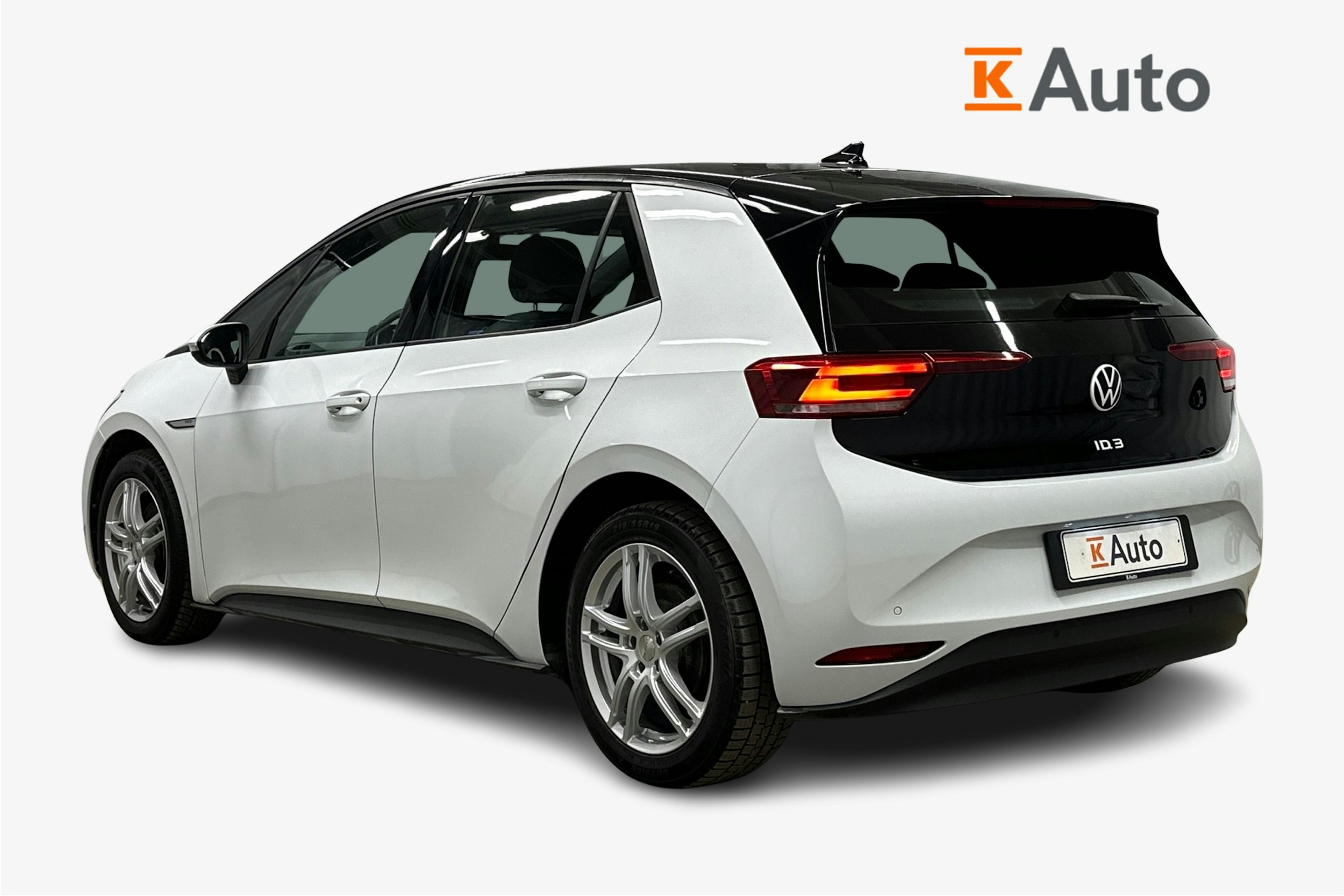 valkoinen Volkswagen ID.3 2022 kuva 2.