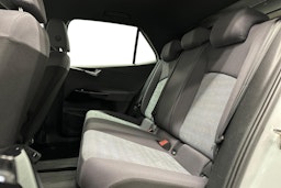 valkoinen Volkswagen ID.3 2022 kuva 10.